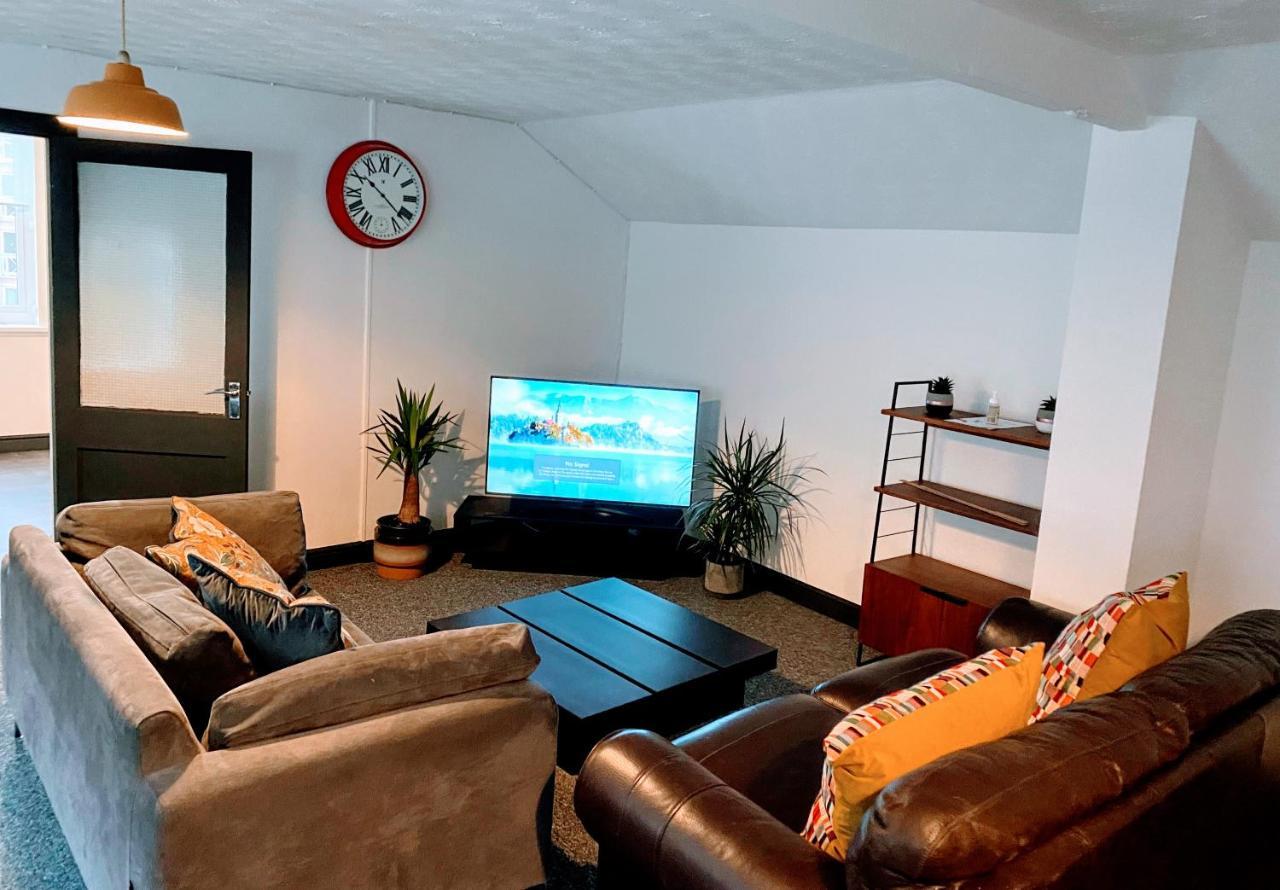 Gorgeous Town Center 3 Bedroom Self Contained Apartment For 1-5 People Harrogate Dış mekan fotoğraf