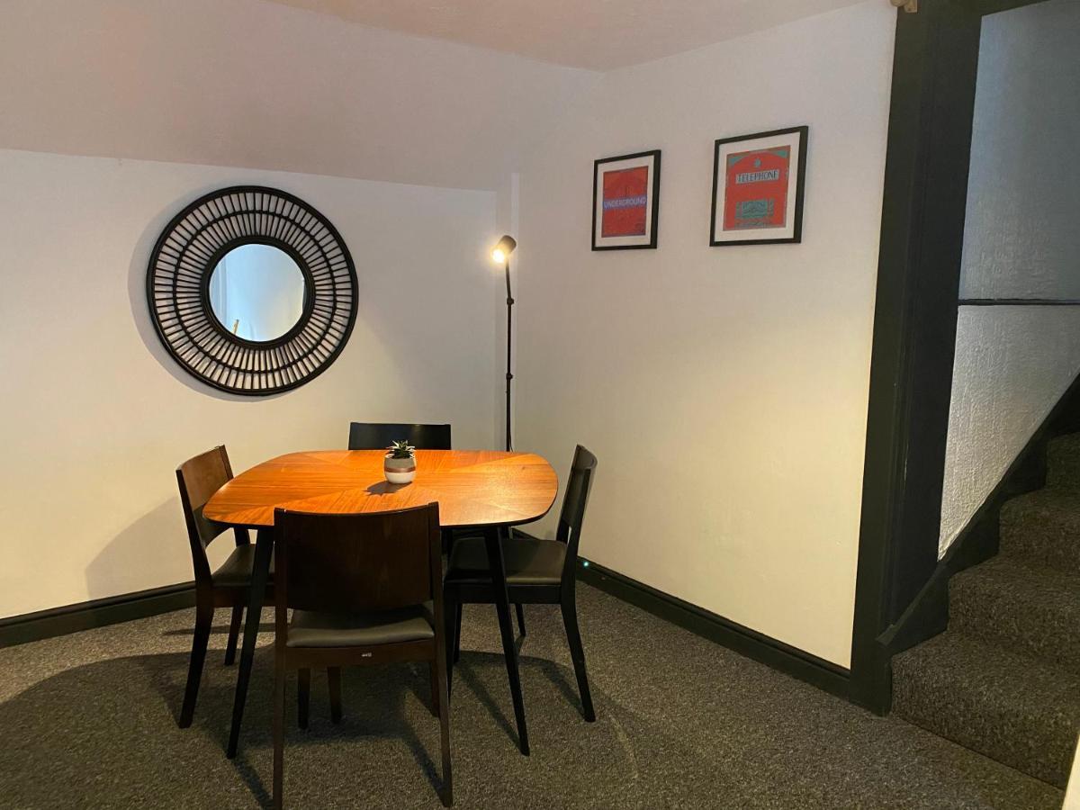 Gorgeous Town Center 3 Bedroom Self Contained Apartment For 1-5 People Harrogate Dış mekan fotoğraf